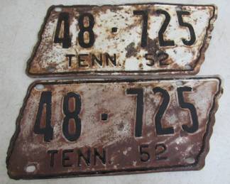1952 TN Shape License Plates