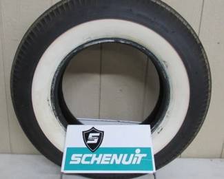 Schenuit Tire Store Display w/Whitewall Tire