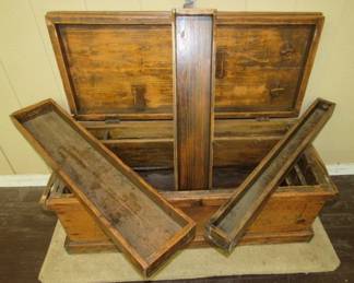 Super Nice Primitive Carpenters Tool Chest w/3 Trays