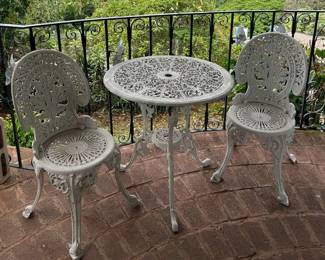 TTT040- White Wrought Iron Table And Two Chairs 