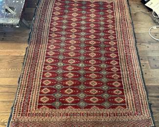TTT103 Turkish Looking Area Rug