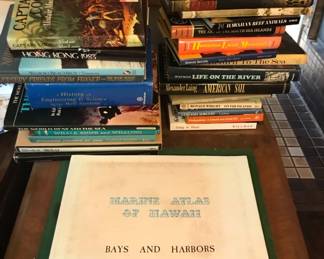 TTT464 - Surprise Book Assortment 