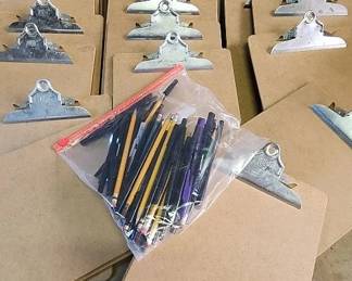 TTT619 - Letter Size Wooden Clipboards (28)