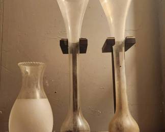 TTT438 Two Wooden Beer Glass Stands 