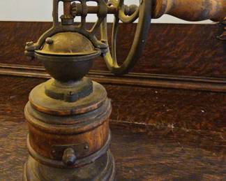 TTT250-Vintage Acciaio Temperato Italian Pepper Mill Grinder