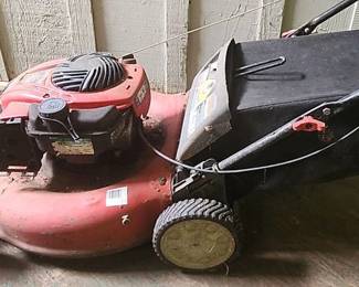 TTT516 - Troy-Built 21" Gas Lawn Mower 