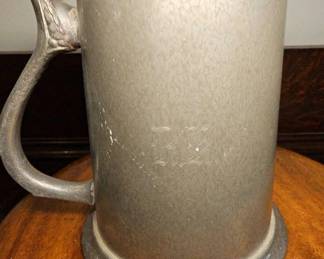 TTT298-Vintage English Pewter Tankard