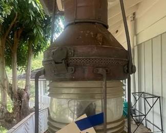 TTT064 Old Vintage Lamp