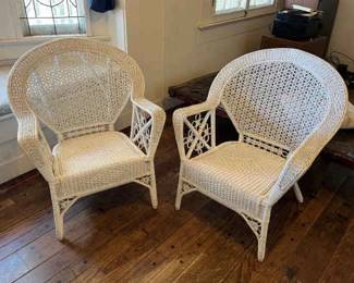 TTT111 Pair Of White Wicker Arm Chairs