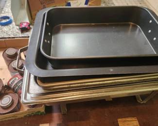 TTT341 Baking Pans And Trays