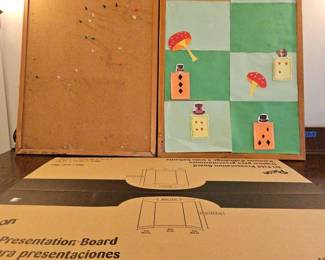 TTT274-Set Of Classic Cork Bulletin Boards W/1 Blue Tri-fold 