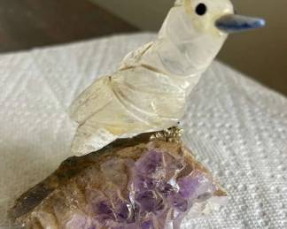 TTT329- Bird Sculpture On Natural Amethyst 