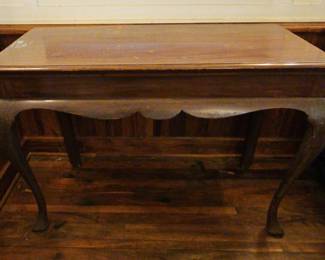 TTT315-Beautiful And Elegant Oak French Style Side Table