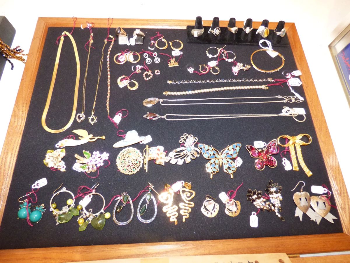 OVERACCUMULATION Estate Sale in Griffin, GA starts on 10/18/2024