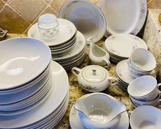 sweet Japanese chinaset