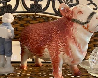 Vintage cow! So cute