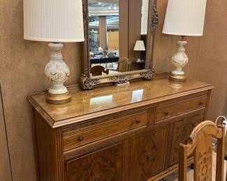 Beautiful oak buffet