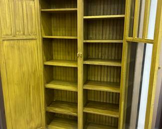 What a wonderful storage cabinet!