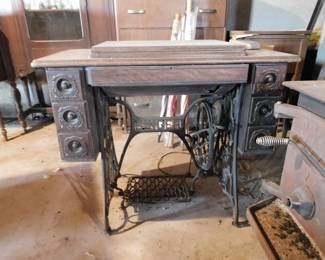 Singer Treadle Sewing Machine