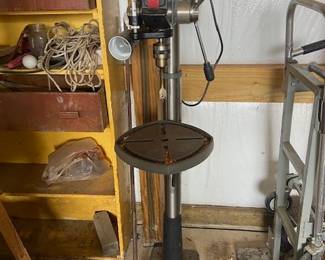 Porter Cable Pedestal Drill Press, (like new)