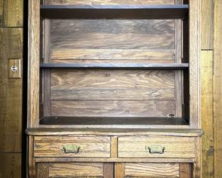 Open Shelf Hutch