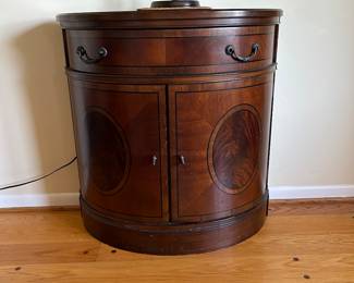 34in x 34 in x 14 in