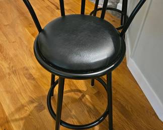 Black Bar Stools 