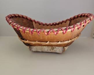 BIRCH BARK BASKET BY FAMOUS ATHABASCAN DOLL MAKER ELLEN SAVAGE HOLY CROSS ALASKA