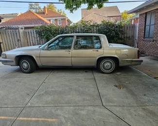 1988 Cadillac SED Deville With 94000 miles. Runs great