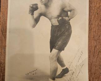 Willie Lamorte Autographed Photo
Worlds Fly Weight Champion 