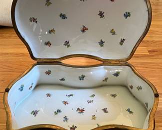 Exquisite Sevres Limoges Casket 15”x10”x 6