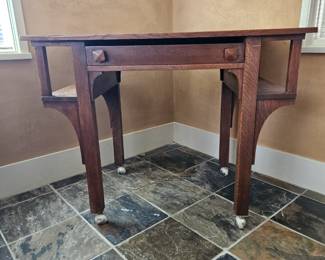 Arts and Crafts Oak Antique Library Table