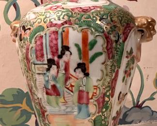 Chinese Rose Mandarin Vase