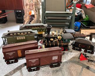 Lionel Trains Decanter Set