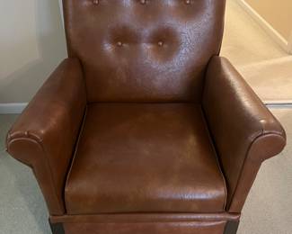 Vintage working lift chair