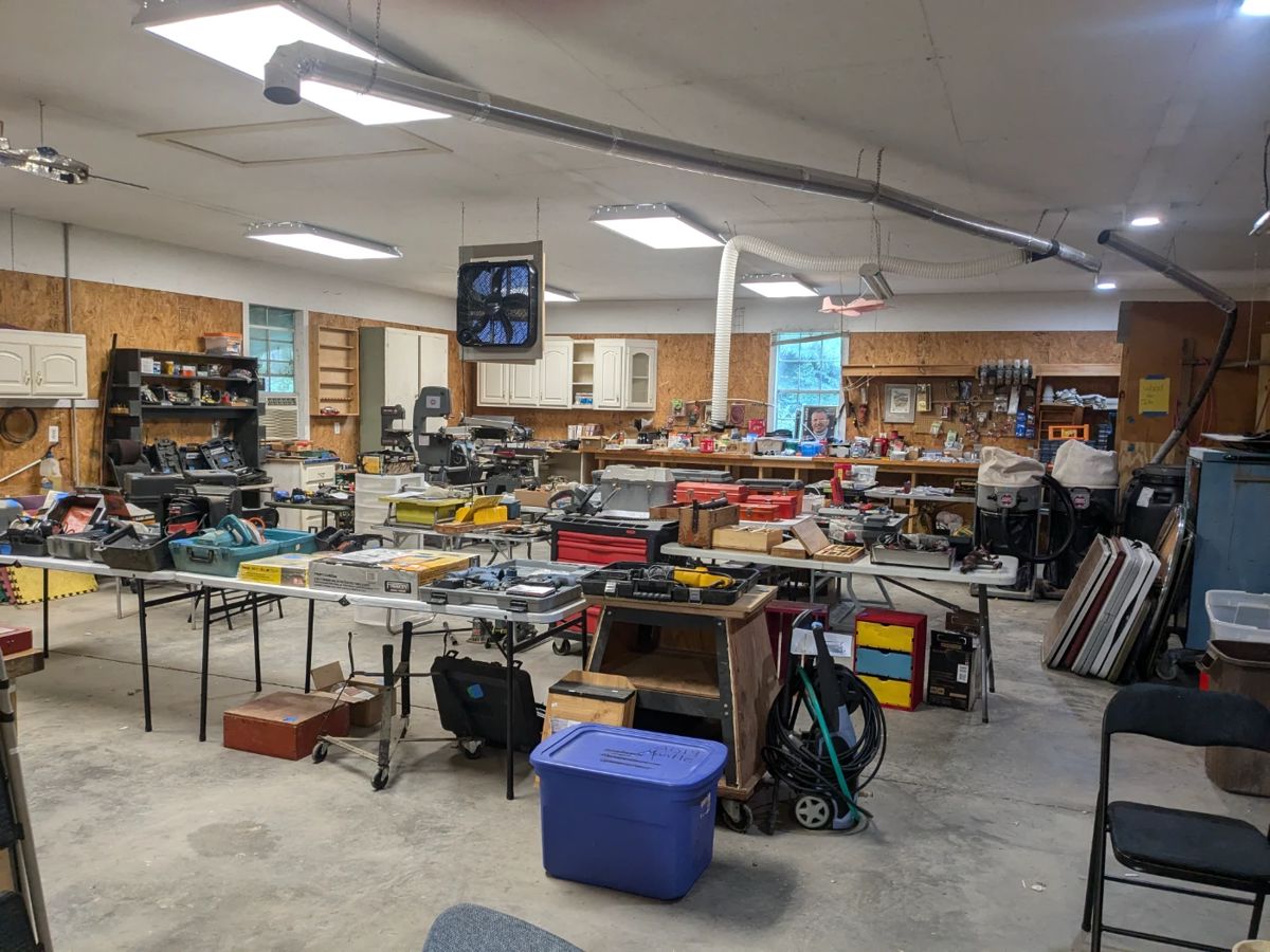 Nothing wrong with your eyes!! This is for real!Tell your wife you are going fishing 😜