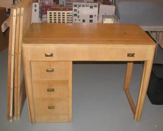 Saginaw extension table