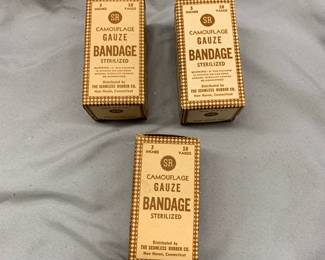 LOT OF CAMOUFLAGE GAUZE BANDAGES
