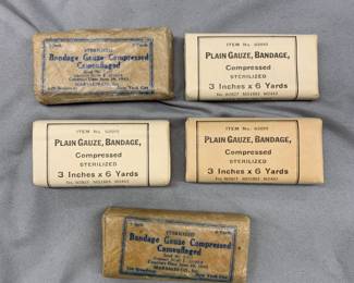 WW2-ERA COMPRESSED GAUZE BANDAGES