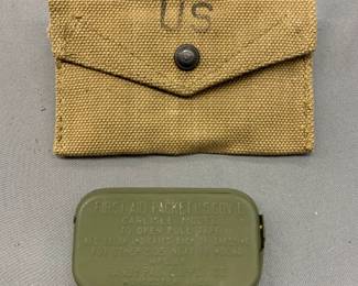WWII BRITISH MADE CARLISLE BANDAGE POUCH W/ CARLISLE BANDAGE