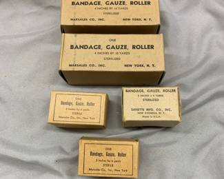 VIETNAM ERA COMPRESS GAUZE BANDAGES
