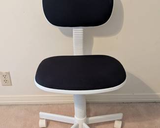 $20 - Black and White Office Chair.
