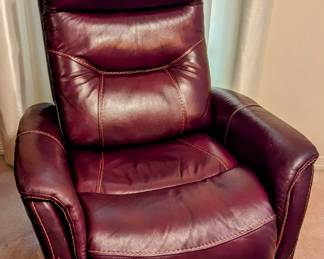 $400 - Leather Lazy Boy Recliner - electric movement.