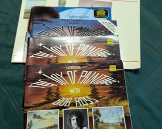 More than 100 art books - from all different artists.