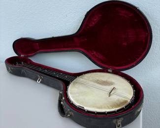 1922 4 String Gibson Banjo