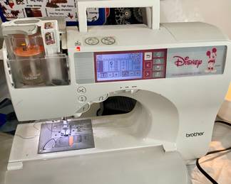 Disney Brother Sewing machine SE-27OD