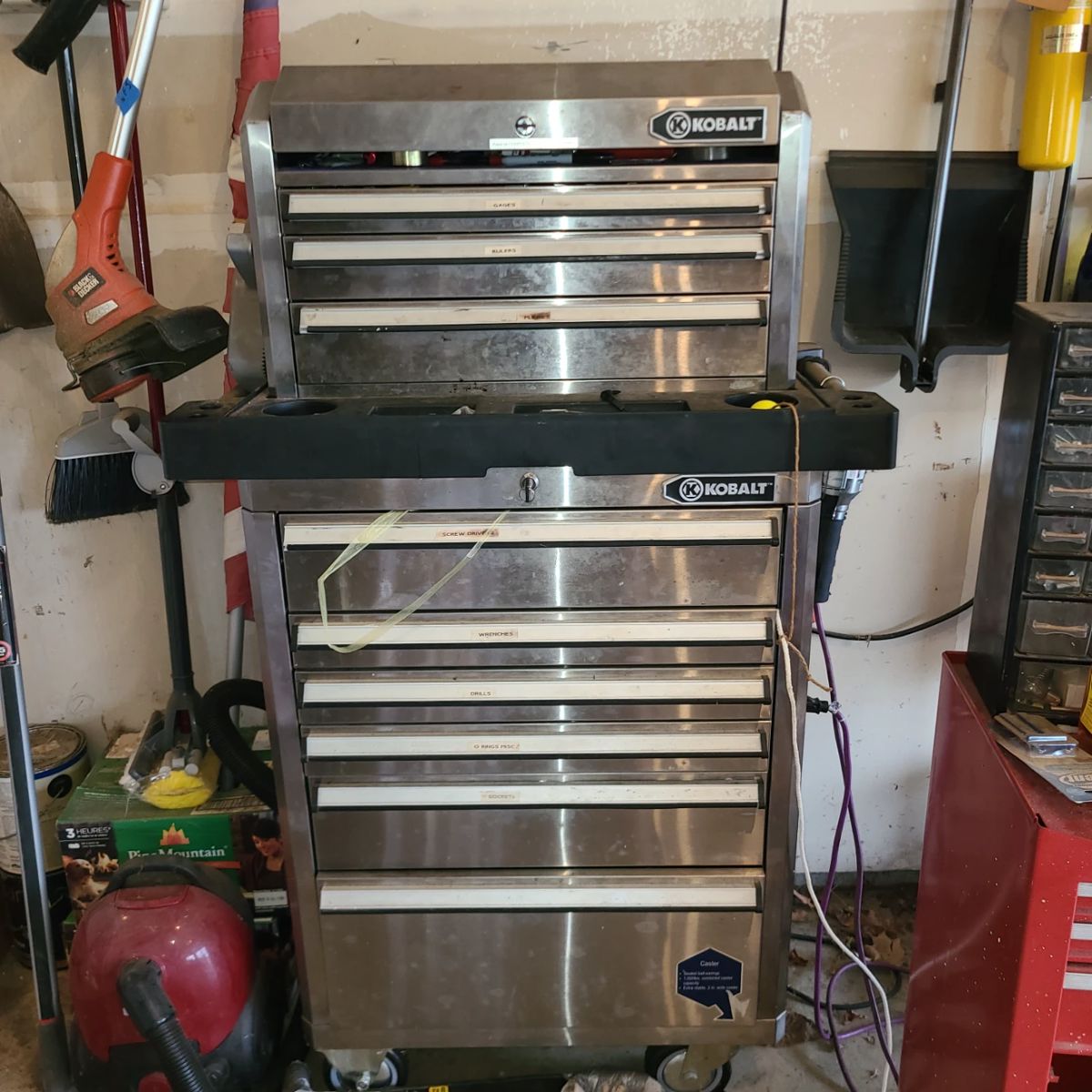 Fedke Estate Sales in High Ridge, MO starts on 10/5/2024