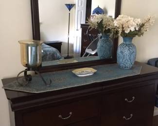 dresser with mirror