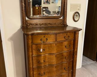 Quarter Sawn 6 drawer dresser with claw feet and beveled mirror