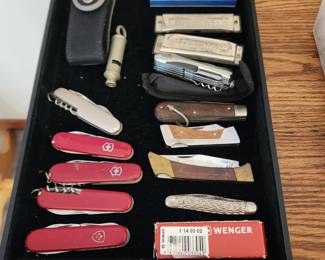 Pocket knives